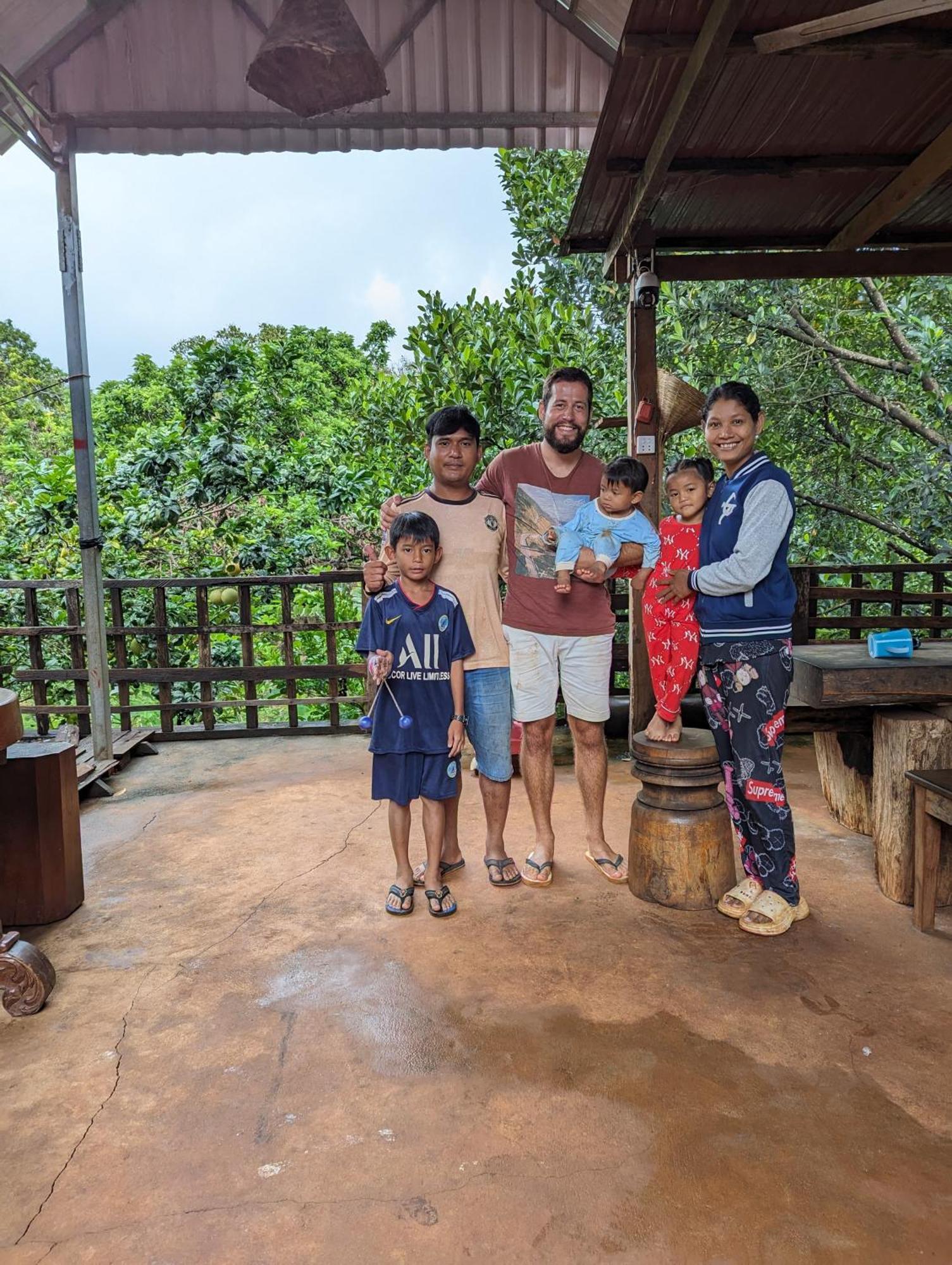 Bee Bee'S Chalets Home Stay And Trekking Banlung Zewnętrze zdjęcie